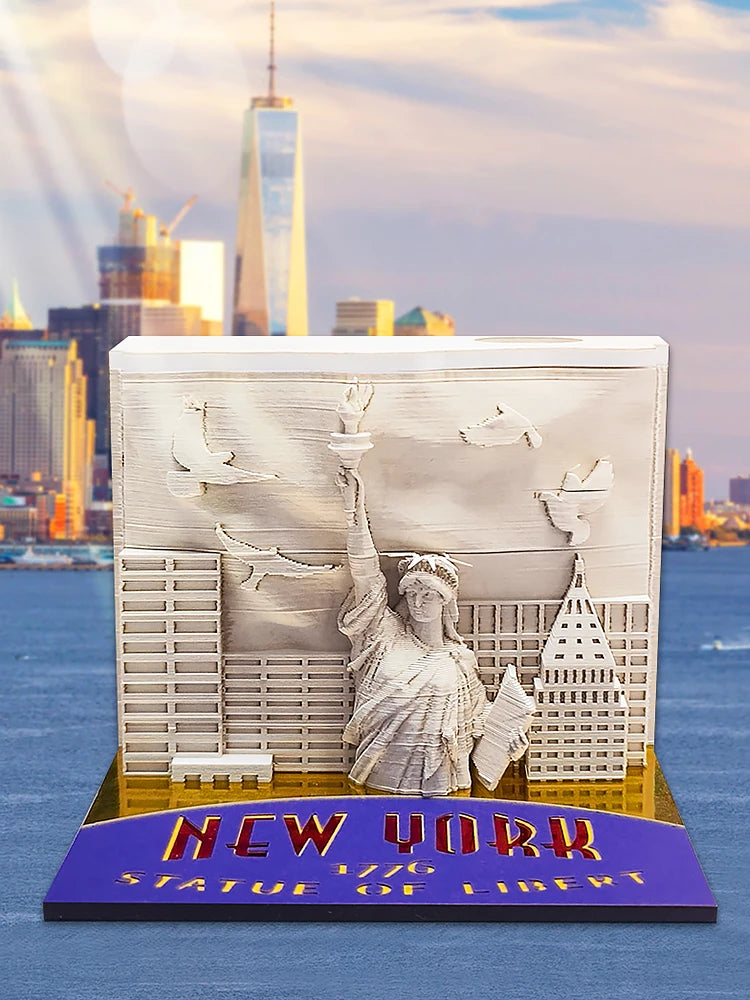 3D Statue of Liberty Memo Pad